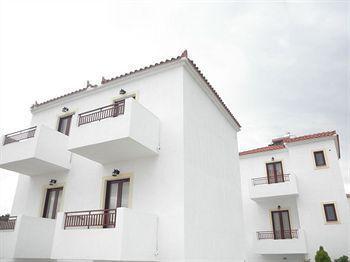 Laza Beach Inn Hotel Skála 外观 照片